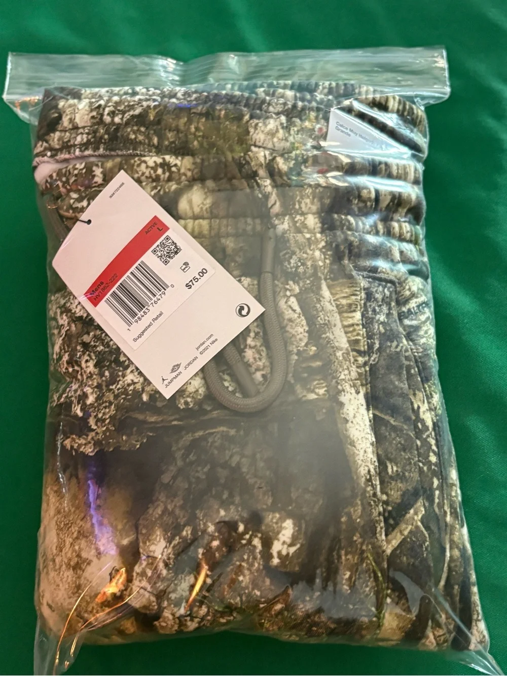 New pants camo Jordan , Large